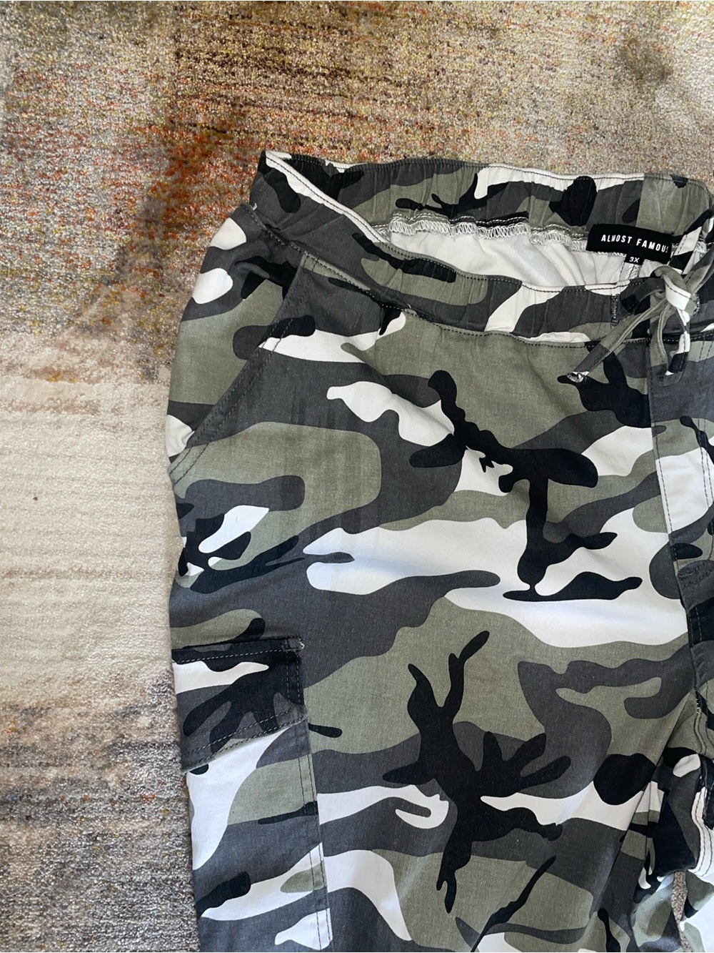 Almost Famous Women Camo Joggers - Gray & Green 3x plus Size 3x - Picture 5 of 9